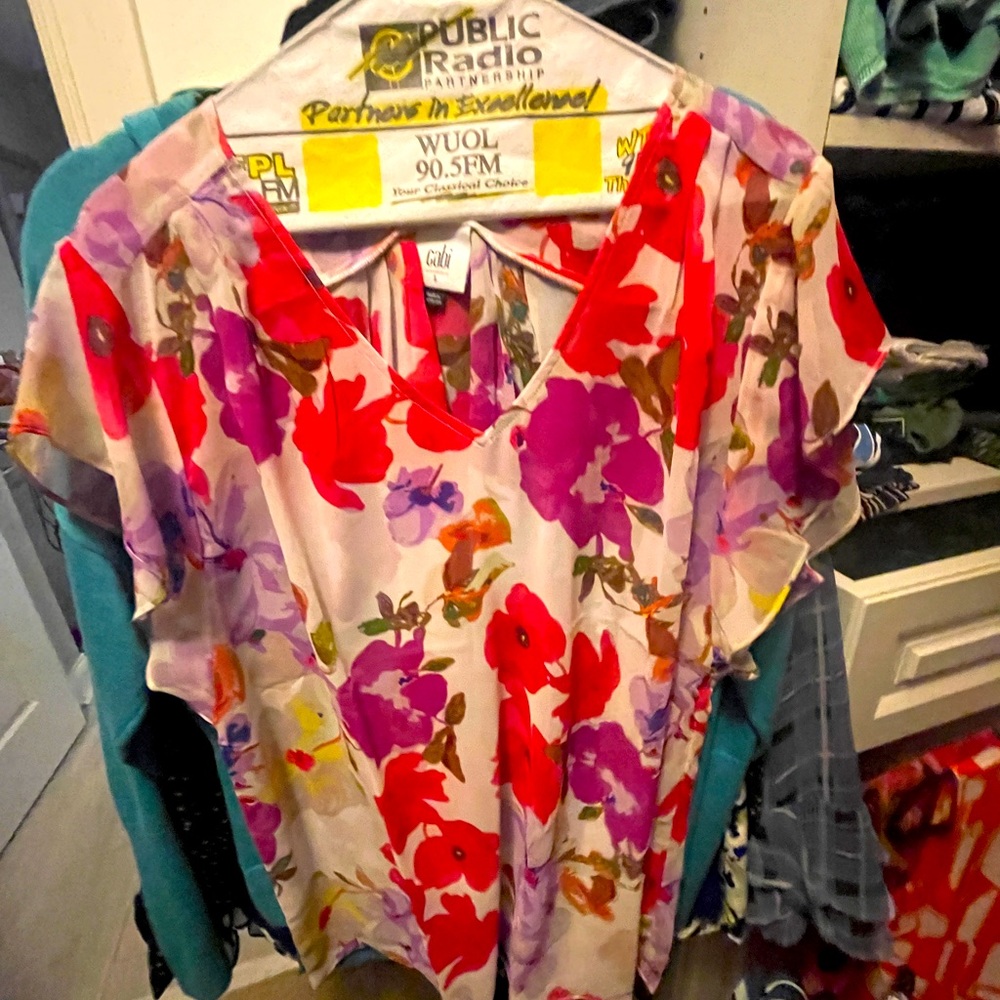 Cabi Passion top